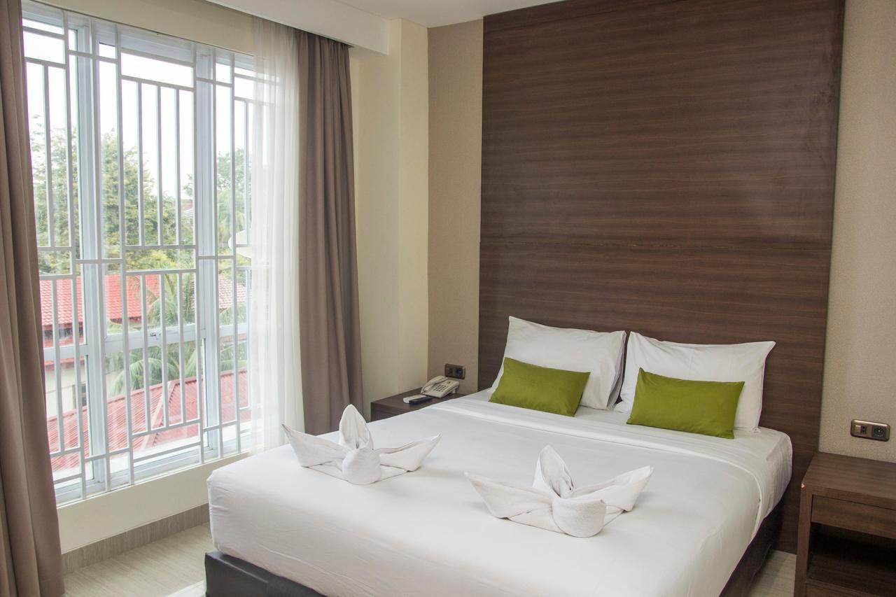 Green Eden Hotel Манадо Екстериор снимка